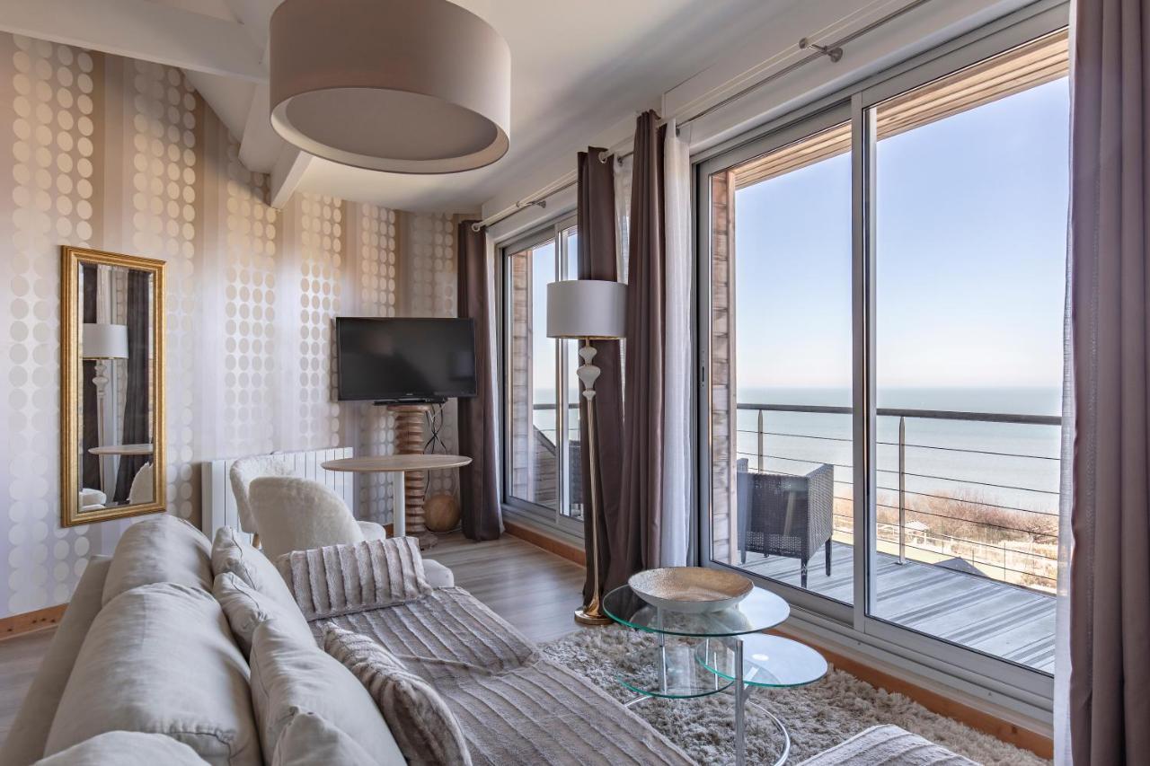 Bed and Breakfast Domaine Du Grand Bec Віллервіль Екстер'єр фото